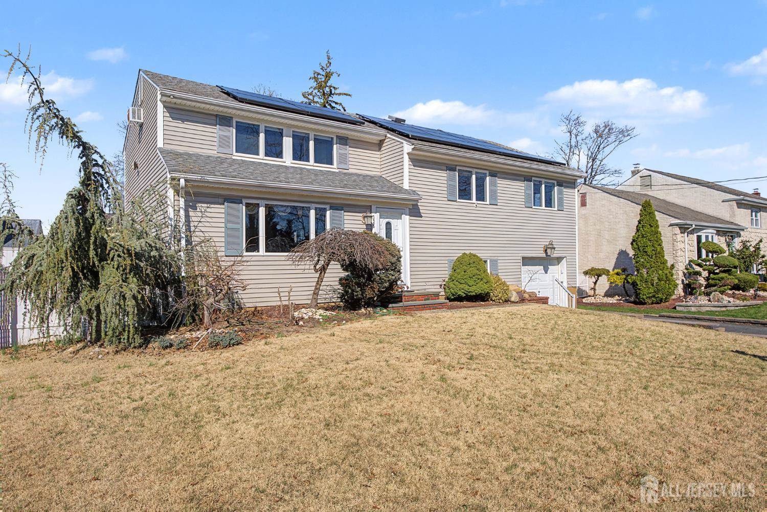 325 Colonia Boulevard, Colonia, NJ 07067