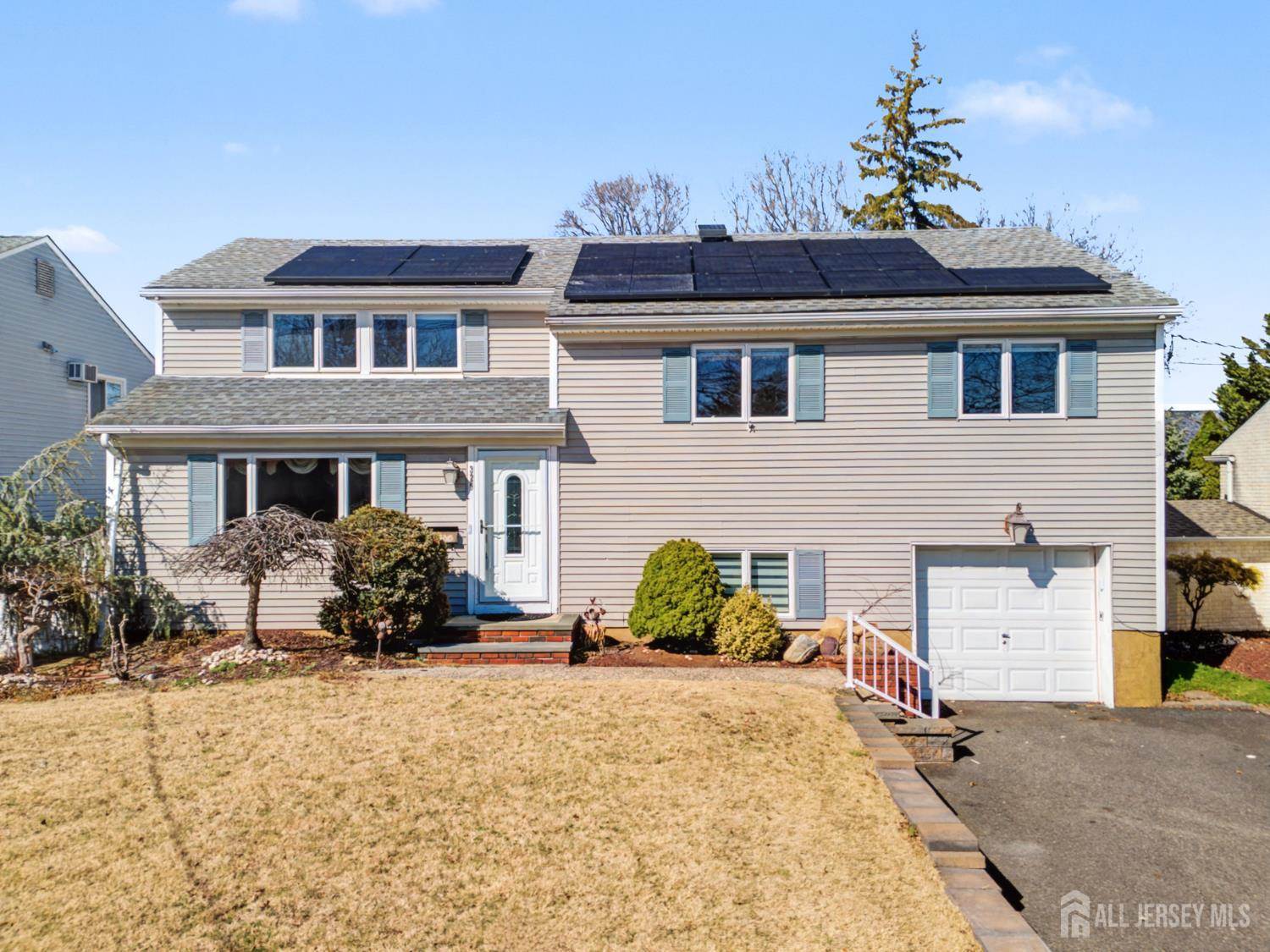 325 Colonia Boulevard, Colonia, NJ 07067