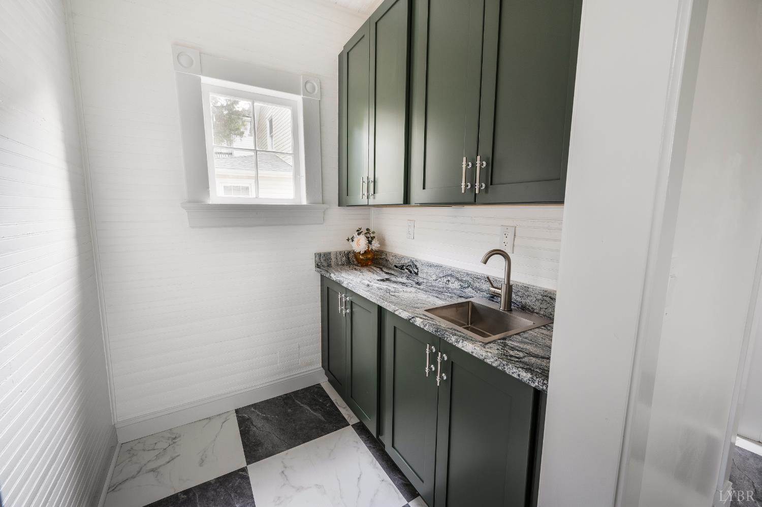 1344 Bedford Avenue, Lynchburg, VA 24504