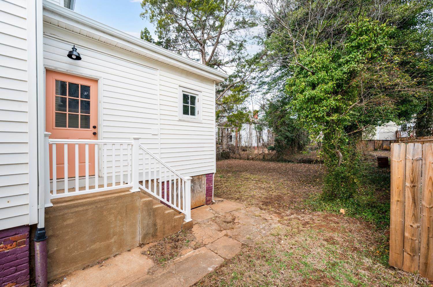 1344 Bedford Avenue, Lynchburg, VA 24504