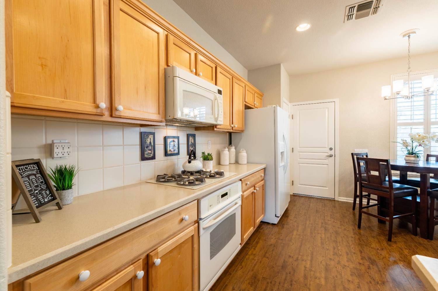 679 Wagon Wheel Lane, Lincoln, CA 95648