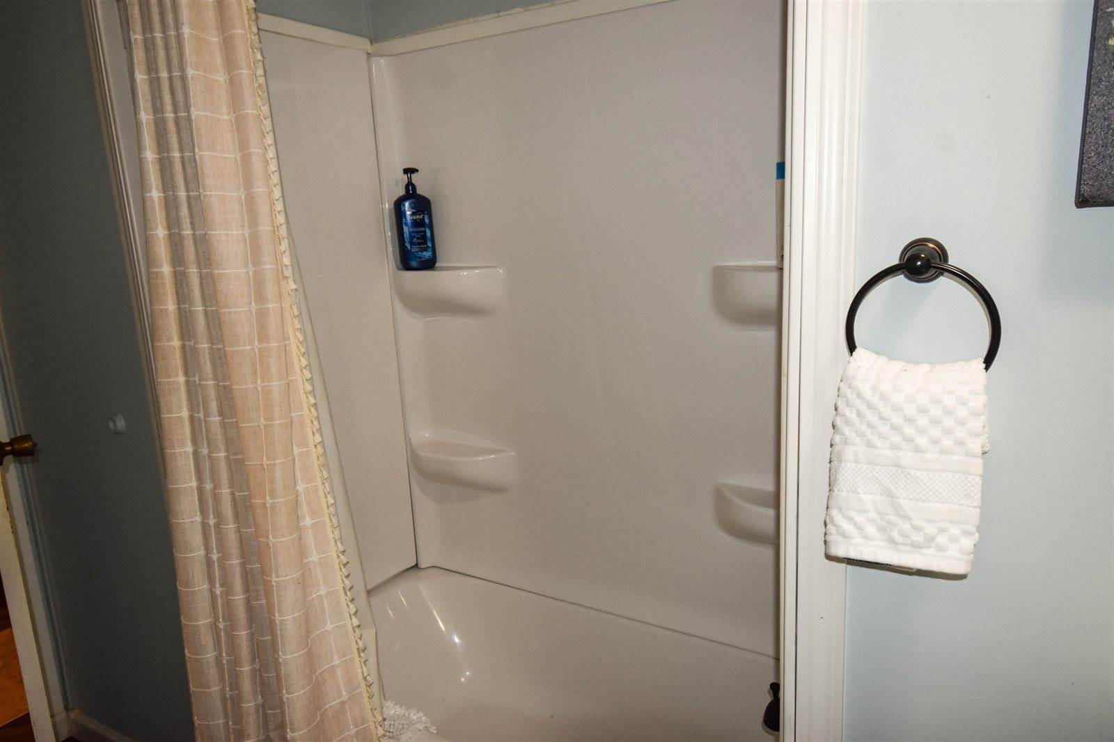 20190 Holly Hills Drive, LaRue, TX 75770