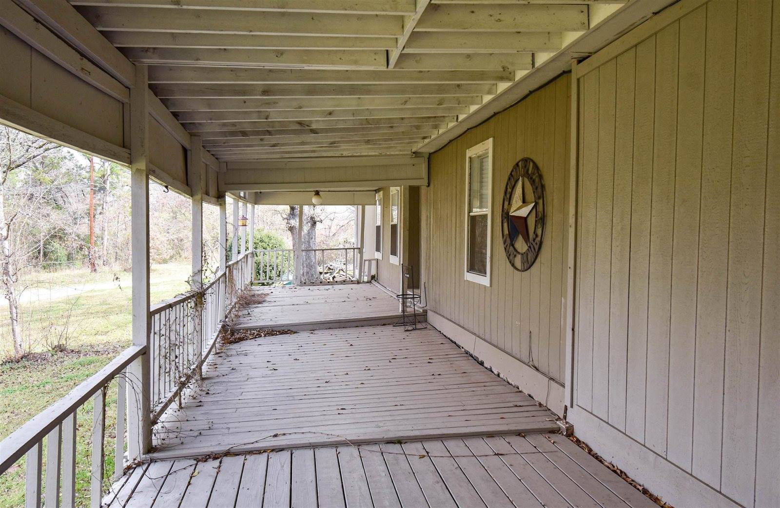 20190 Holly Hills Drive, LaRue, TX 75770