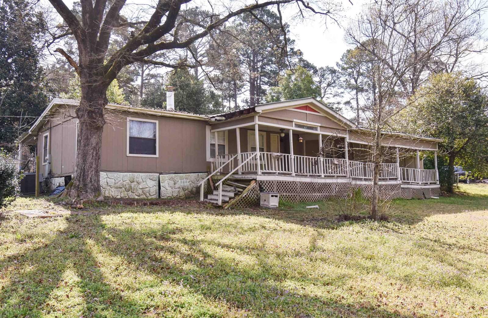 20190 Holly Hills Drive, LaRue, TX 75770