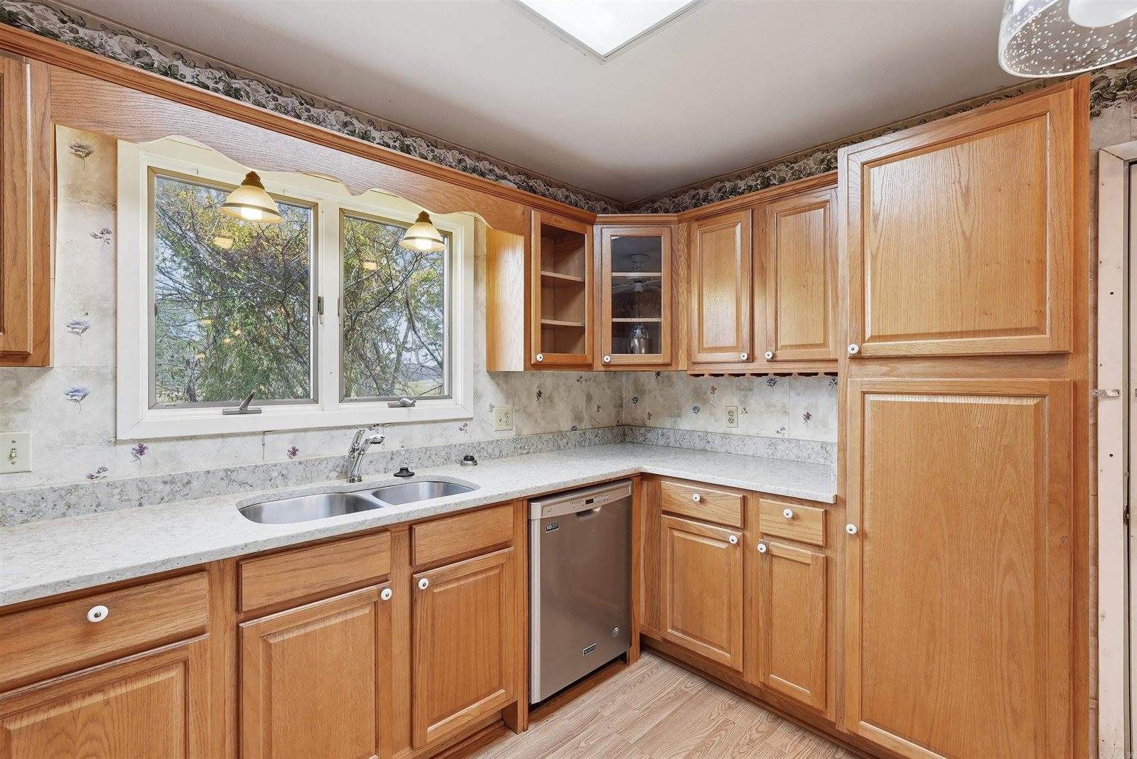 110 Fairway Ct, Hot Springs, AR 71913