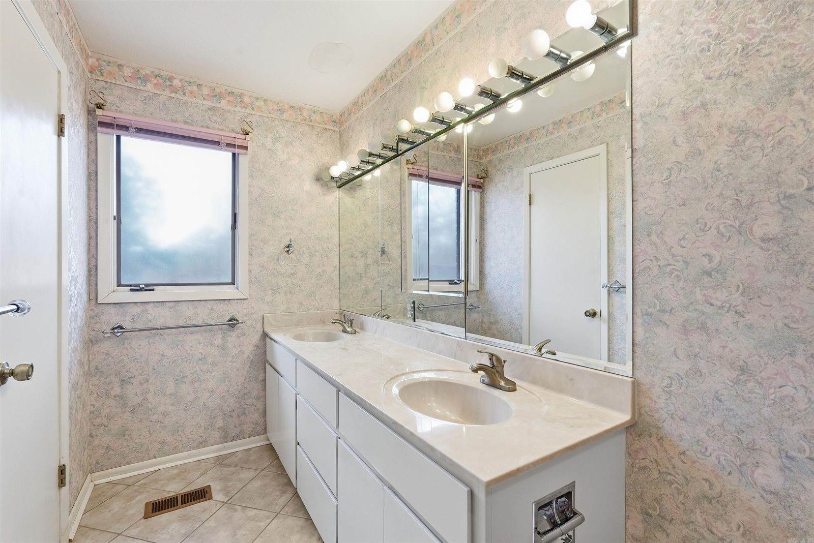 110 Fairway Ct, Hot Springs, AR 71913