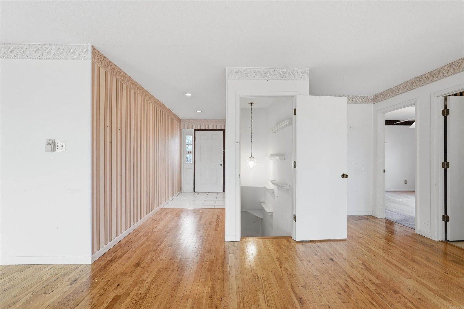 110 Fairway Ct, Hot Springs, AR 71913