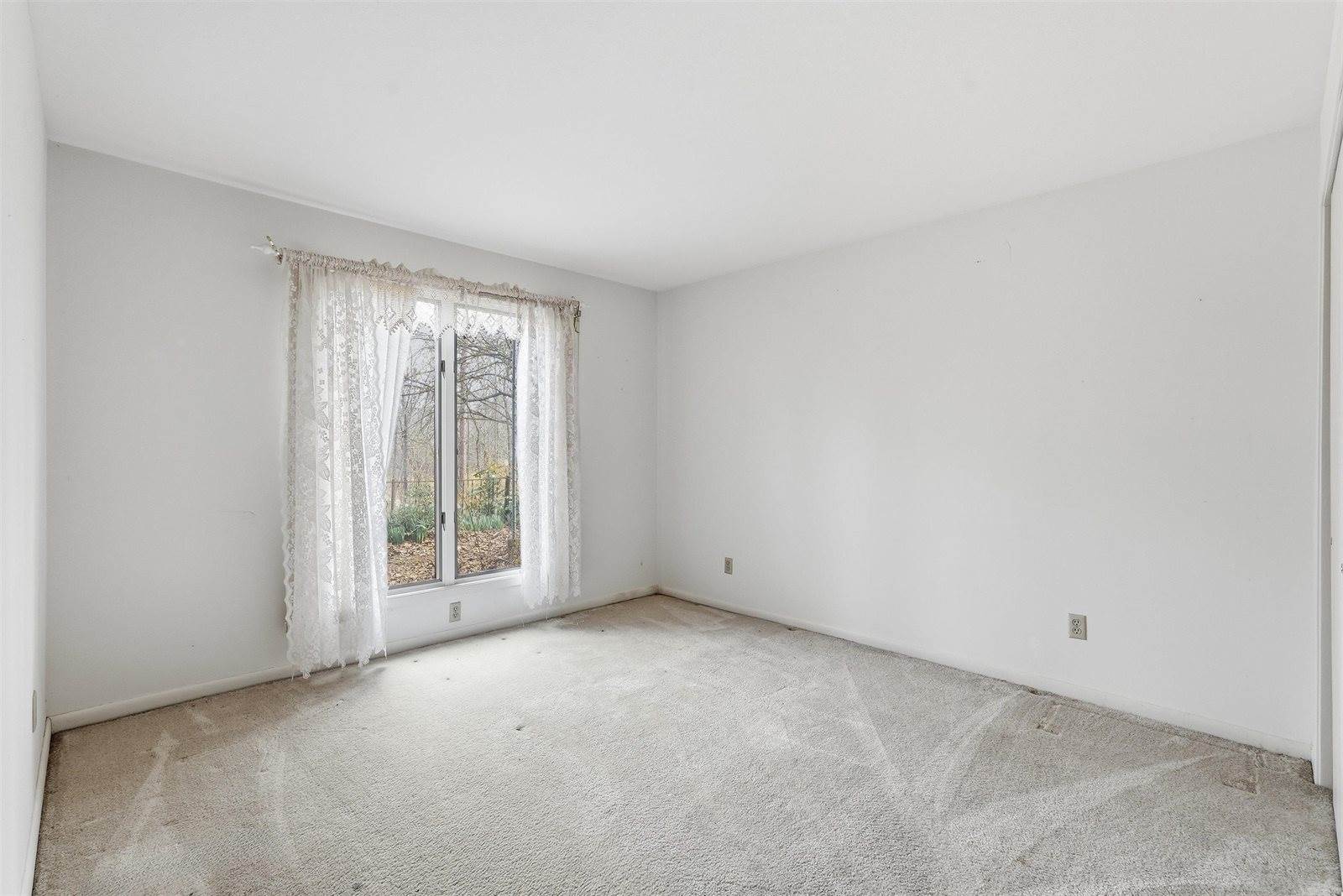 110 Fairway Ct, Hot Springs, AR 71913