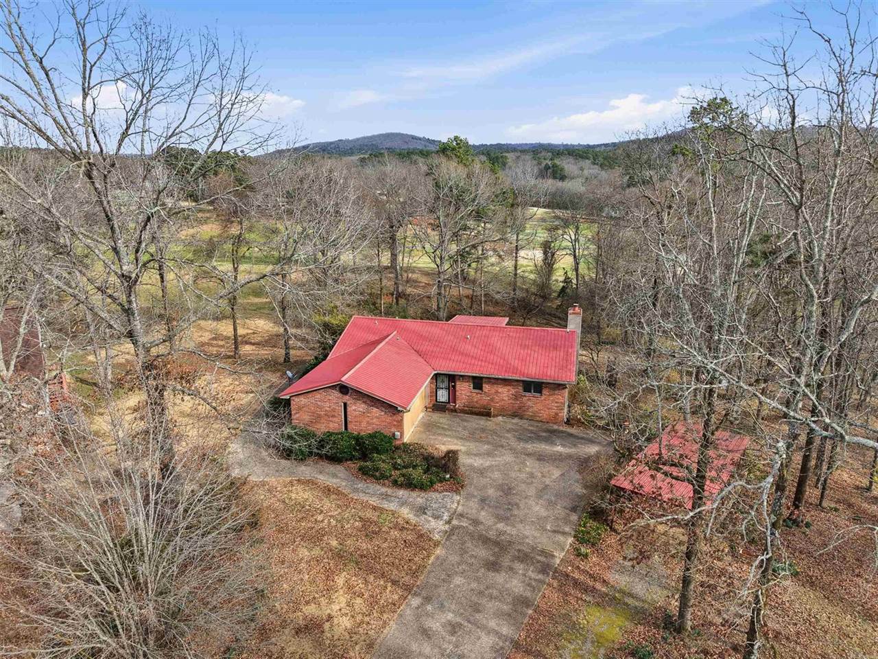 110 Fairway Ct, Hot Springs, AR 71913