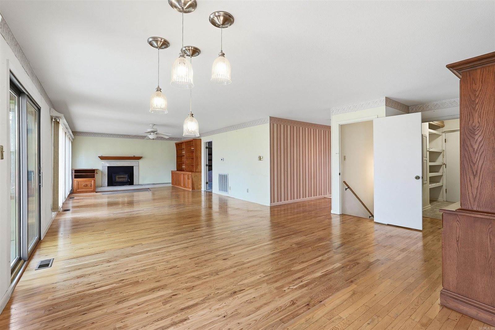 110 Fairway Ct, Hot Springs, AR 71913