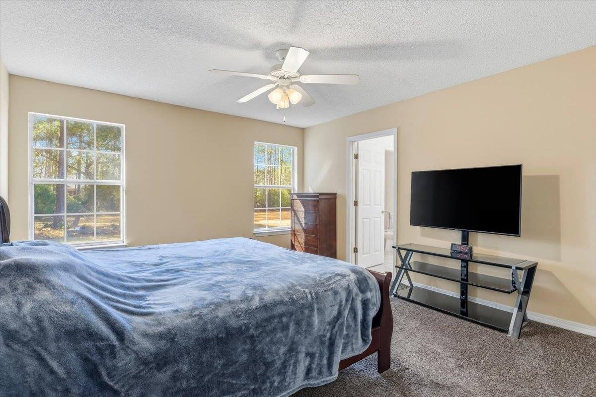 7095 Jasper St, Navarre, FL 32566