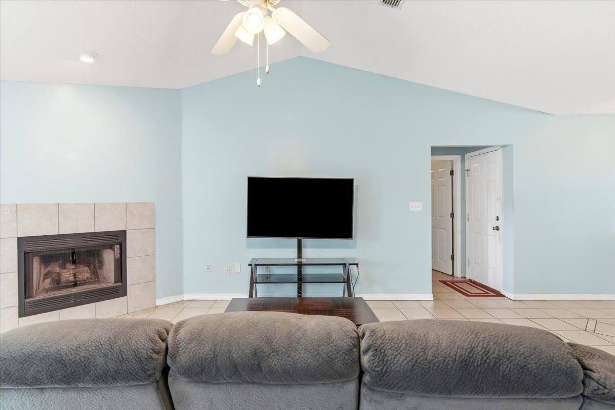 7095 Jasper St, Navarre, FL 32566