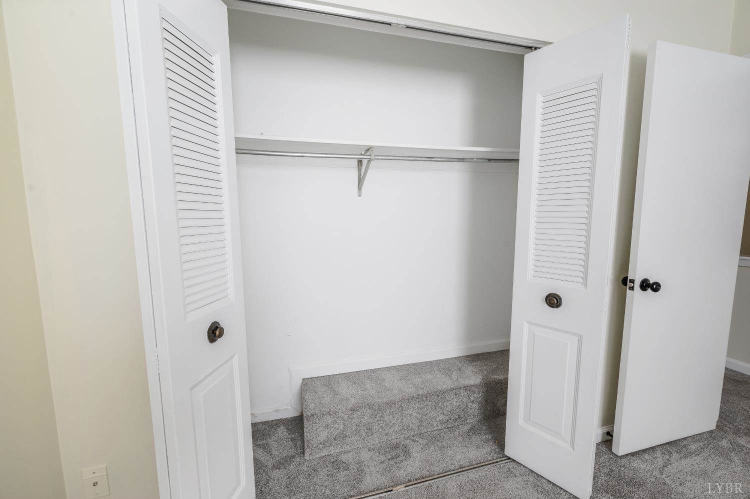 15 Countryplace Lane, Lynchburg, VA 24501