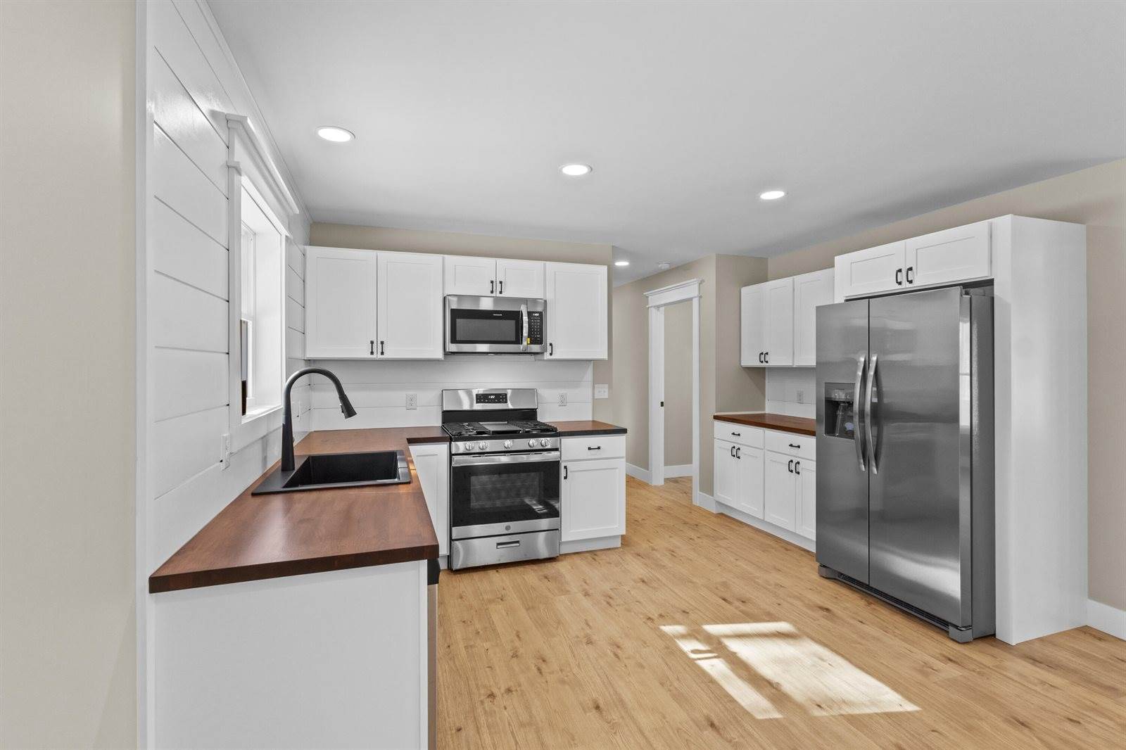 398 Hudson Hill Road, Hudson, ME 04449