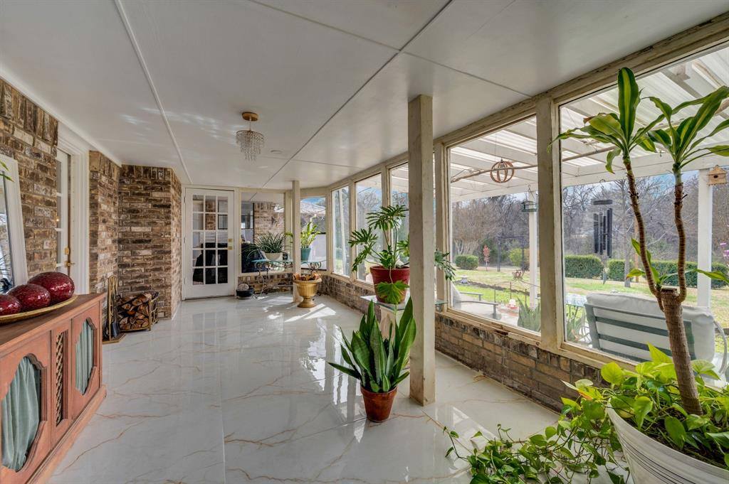 950 Shady Cove Place, DeSoto, TX 75115