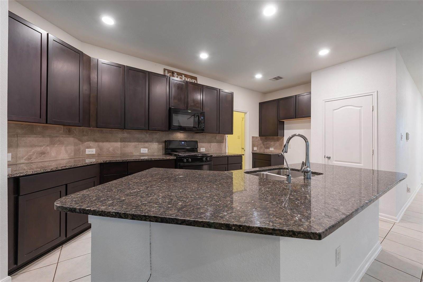 4006 Streambed Trail, Houston, TX 77068