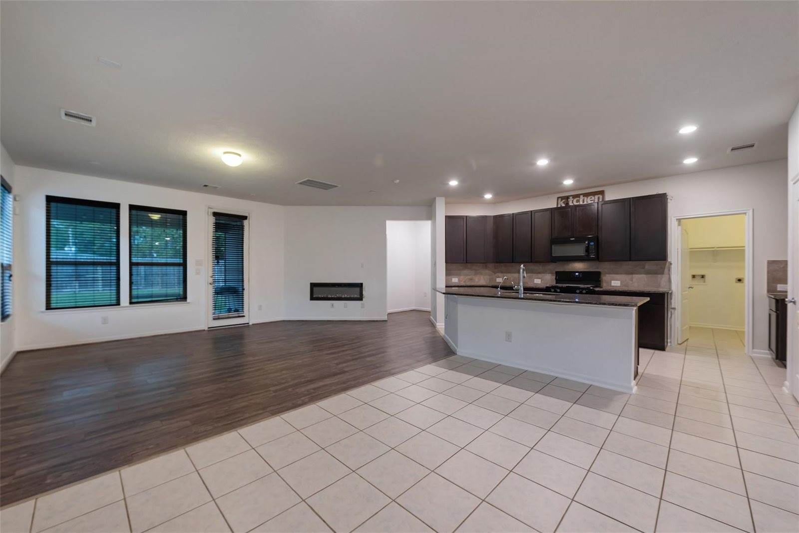 4006 Streambed Trail, Houston, TX 77068