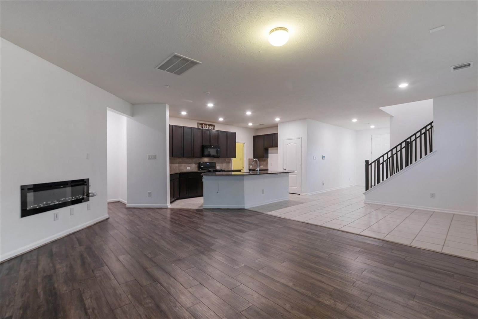 4006 Streambed Trail, Houston, TX 77068