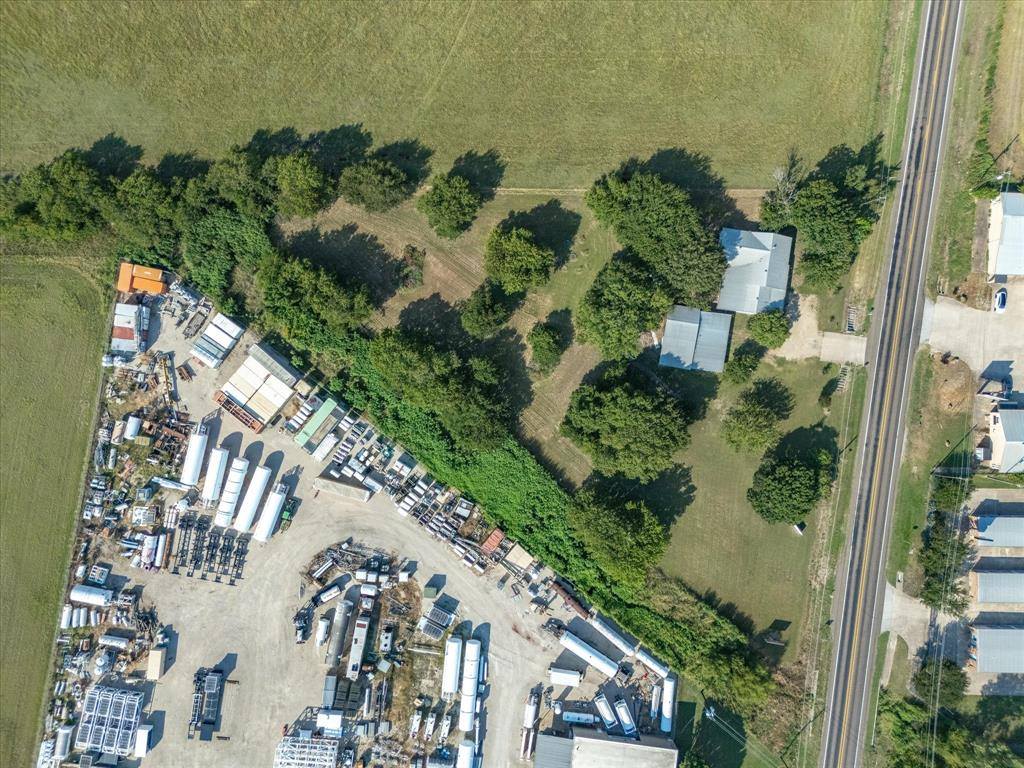 1651 Fm 66, Waxahachie, TX 75167