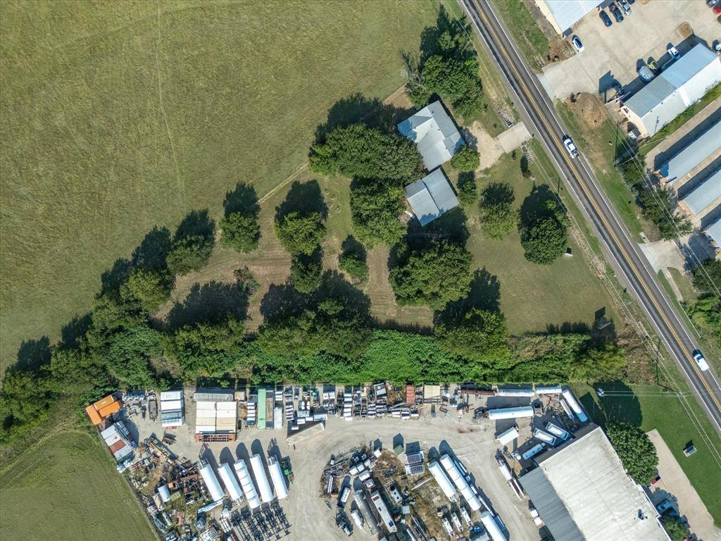 1651 Fm 66, Waxahachie, TX 75167