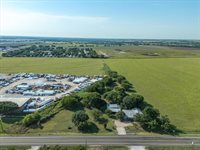 1651 Fm 66, Waxahachie, TX 75167