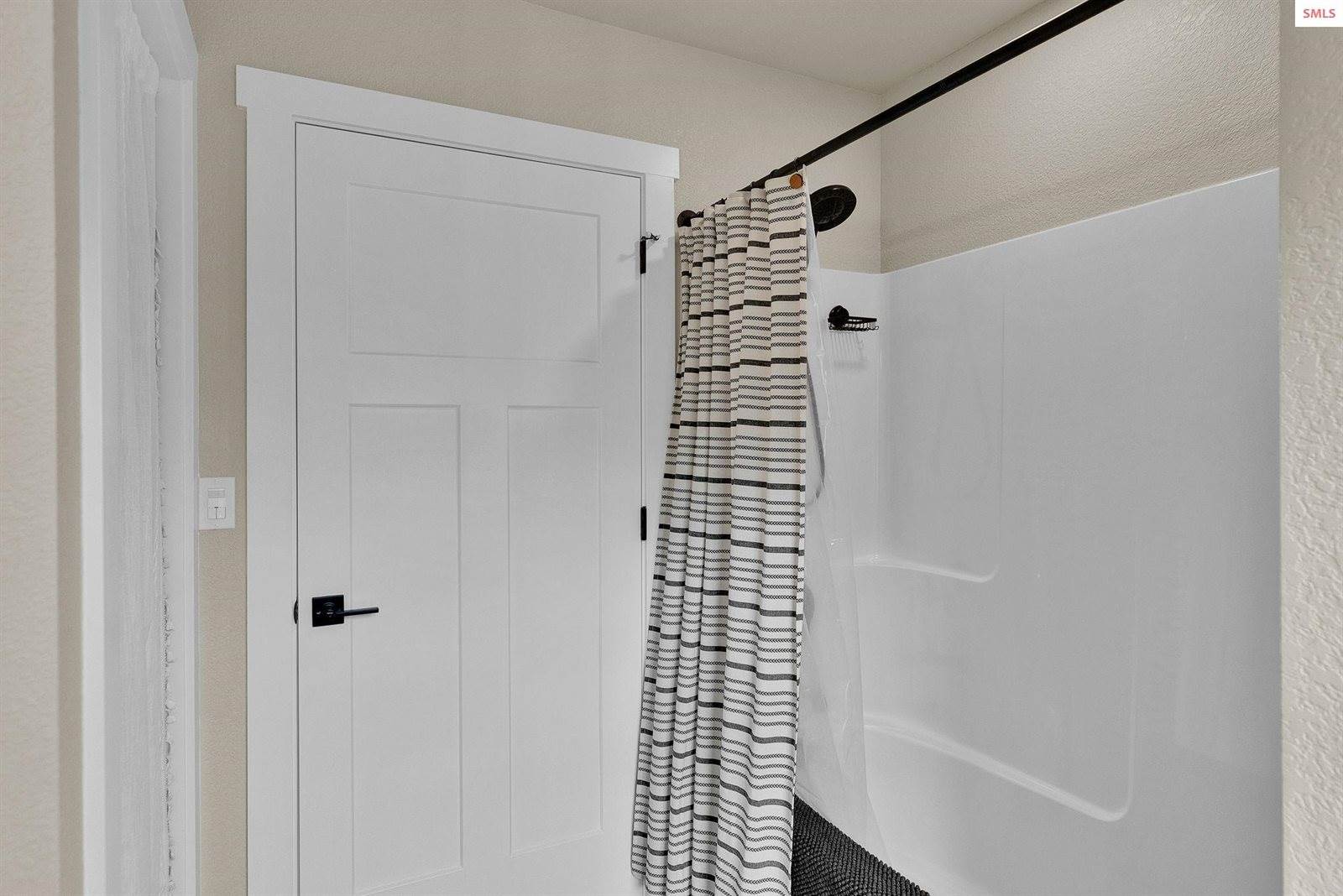 134 Leelah Lane, Bonners Ferry, ID 83805