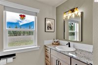 134 Leelah Lane, Bonners Ferry, ID 83805