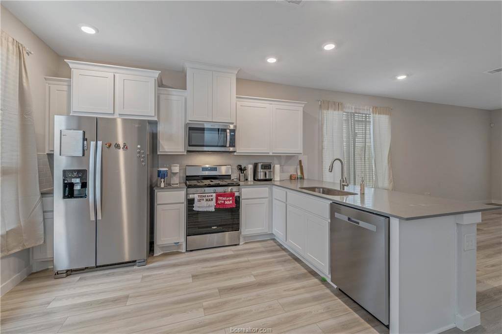 769 Double Mountain Road, College Station, TX 77845