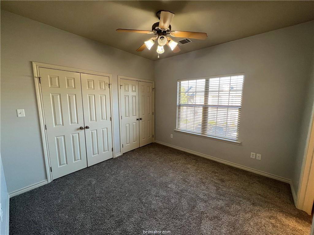 150 Forest Drive, College Station, TX 77840