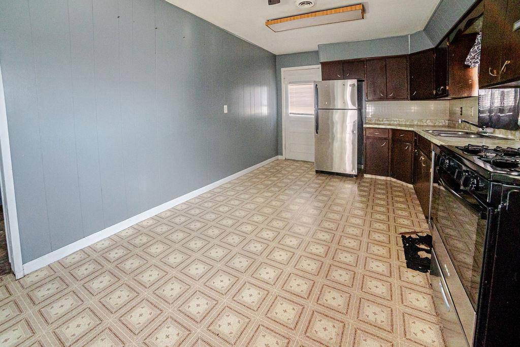 405 North Missouri, Ulysses, KS 67880