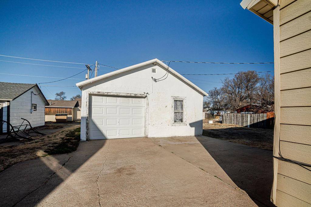405 North Missouri, Ulysses, KS 67880