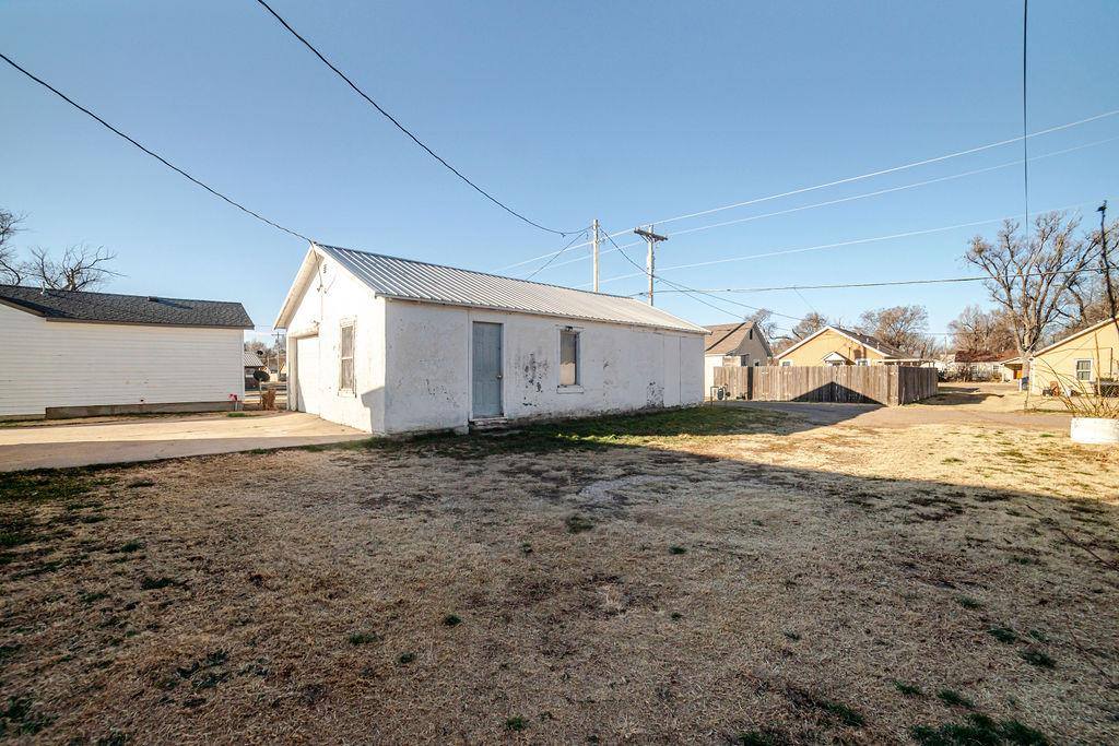 405 North Missouri, Ulysses, KS 67880