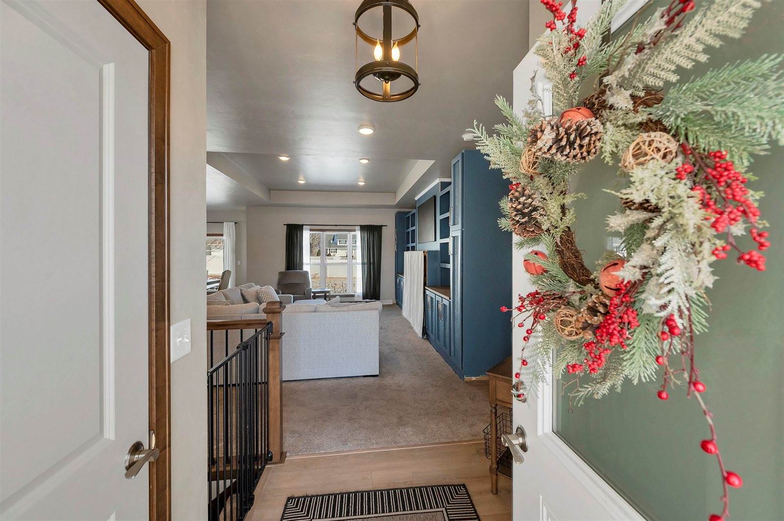 2125 Fox Point Circle, De Pere, WI 54115