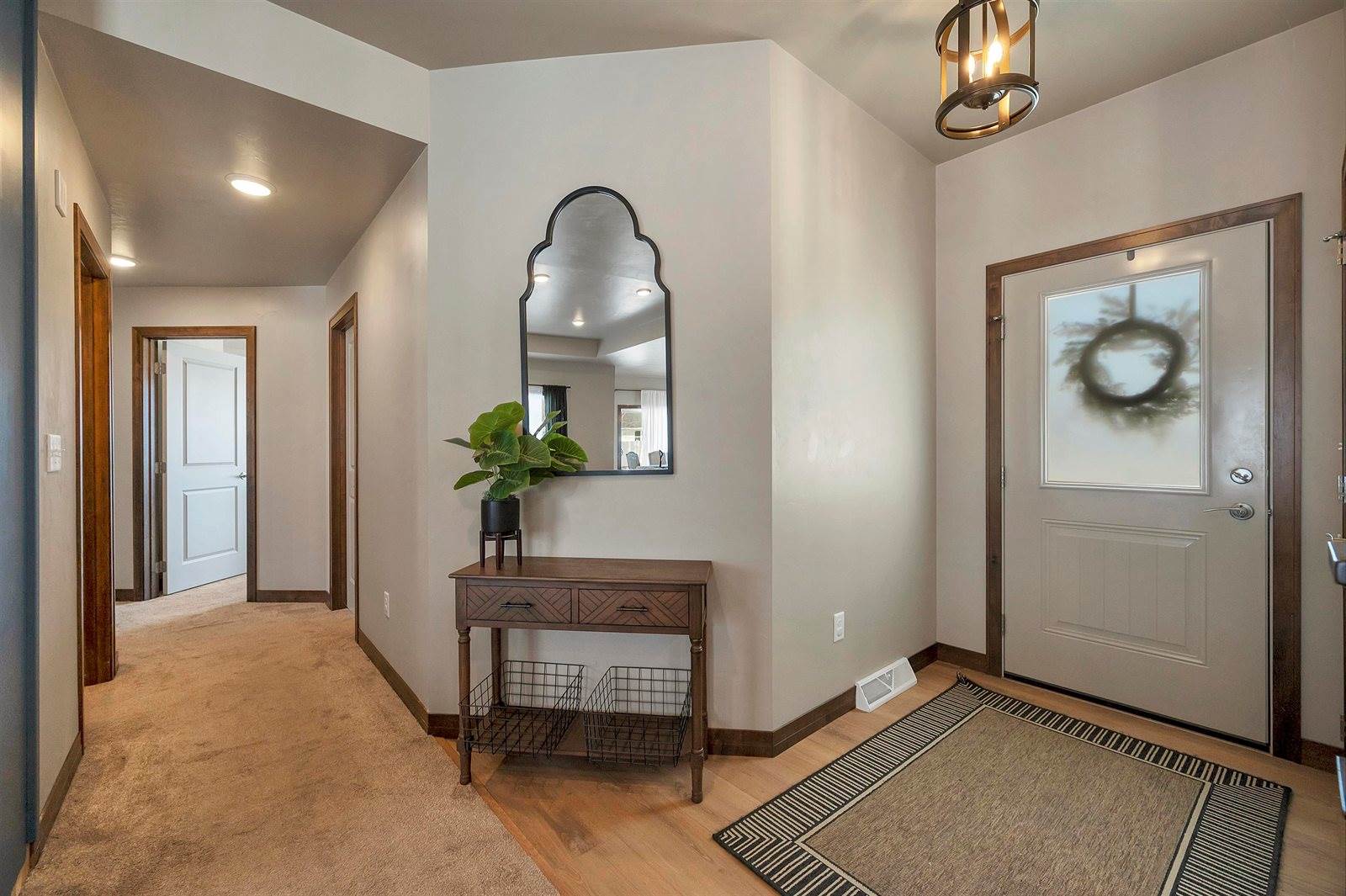 2125 Fox Point Circle, De Pere, WI 54115