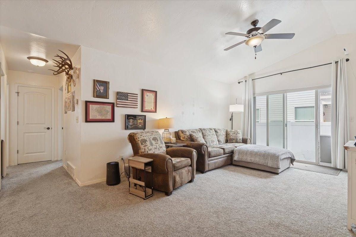 63 Empire Loop, Kalispell, MT 59901