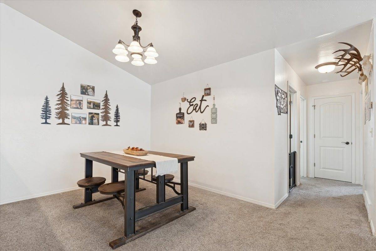 63 Empire Loop, Kalispell, MT 59901