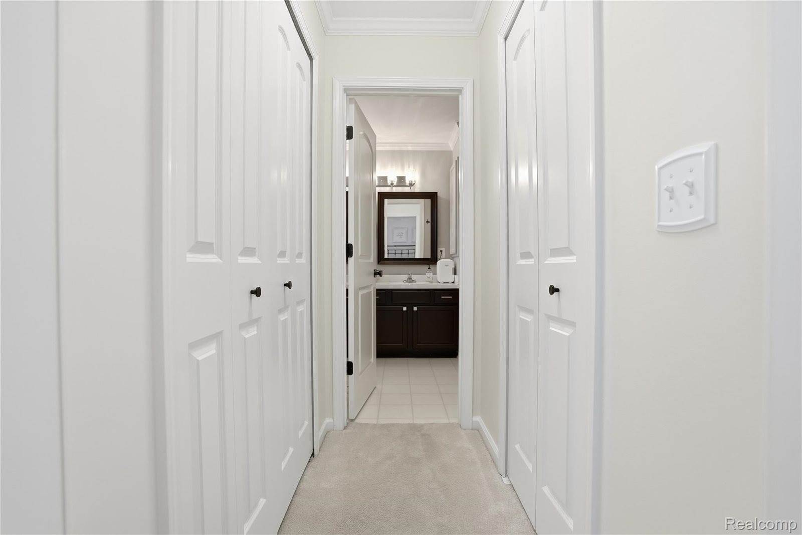 3613 Briarbrooke Lane, OaklandCharterTownship_Oakland, MI 48306