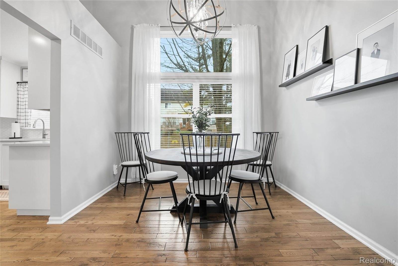 3613 Briarbrooke Lane, OaklandCharterTownship_Oakland, MI 48306