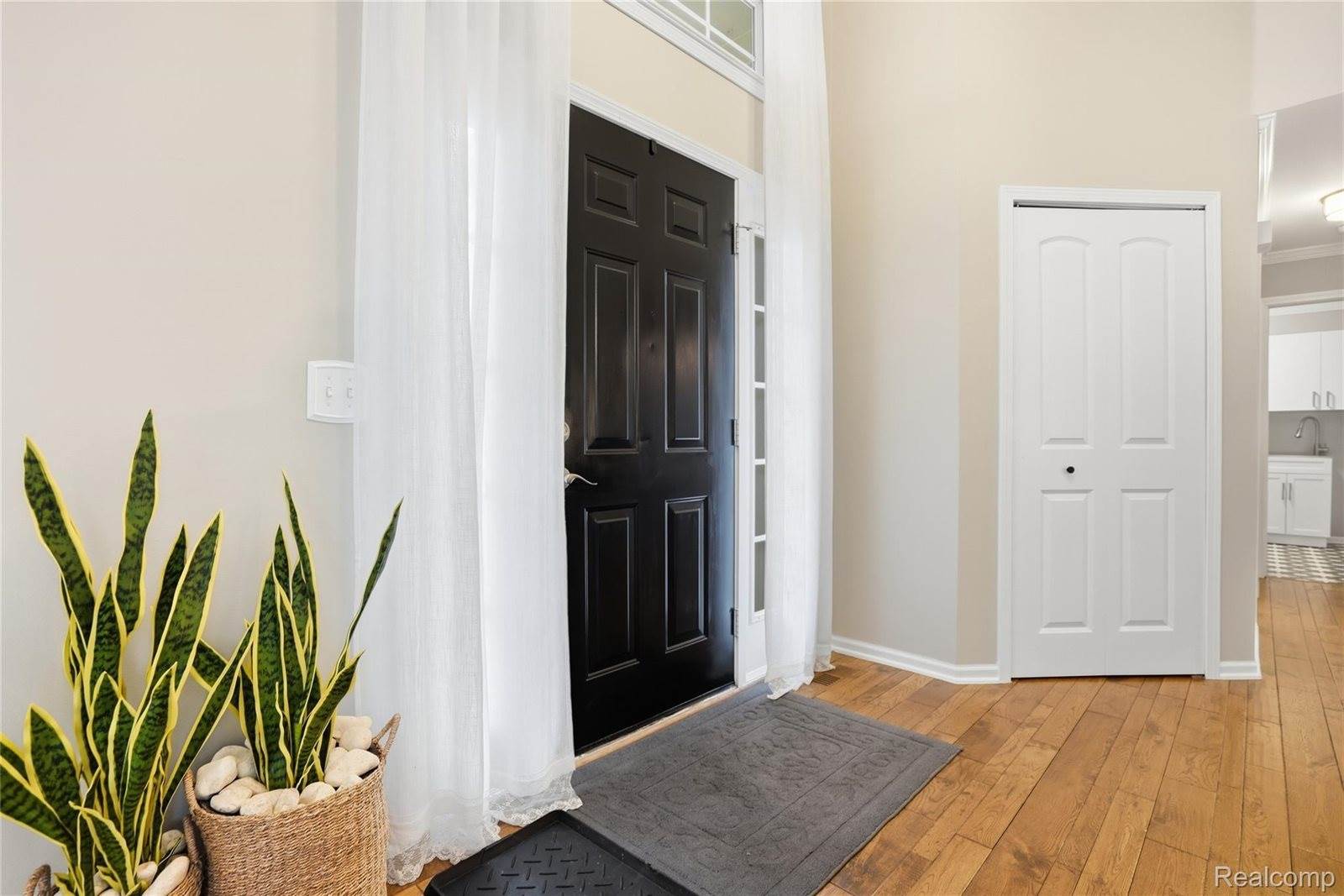 3613 Briarbrooke Lane, OaklandCharterTownship_Oakland, MI 48306