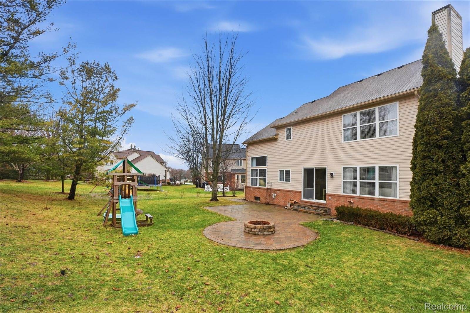 3613 Briarbrooke Lane, OaklandCharterTownship_Oakland, MI 48306