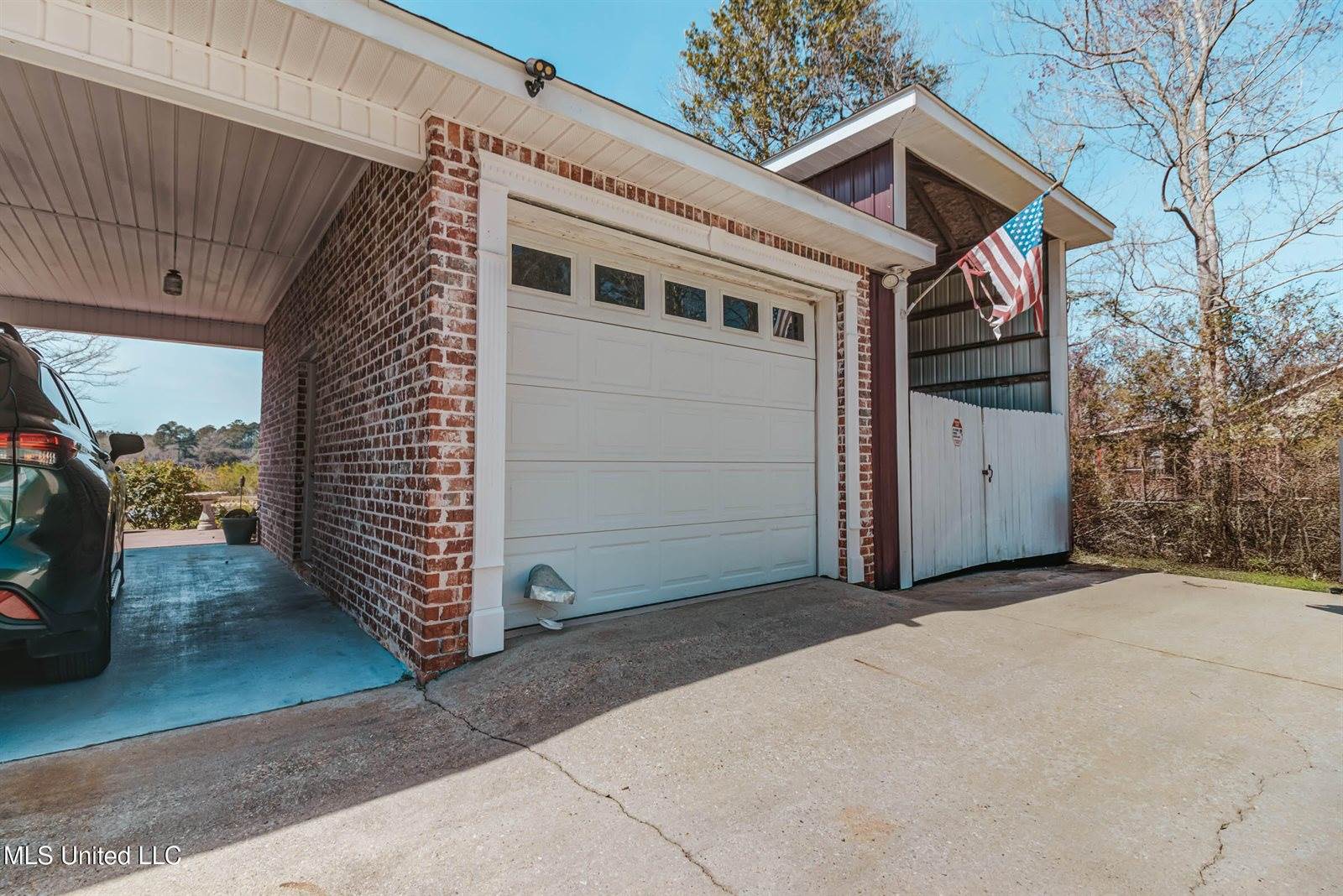 17113 East Spring Lake Drive, Vancleave, MS 39565