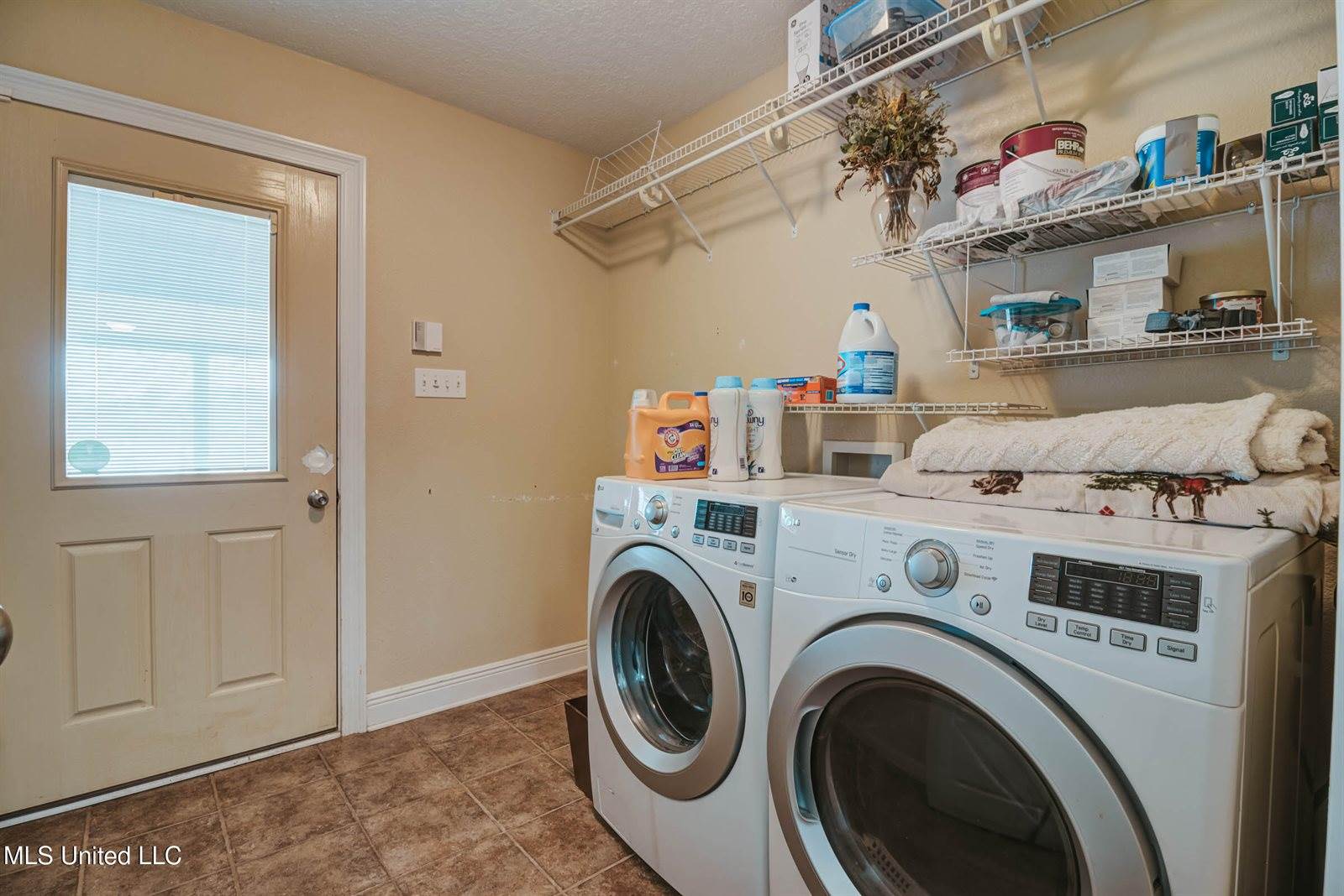 17113 East Spring Lake Drive, Vancleave, MS 39565