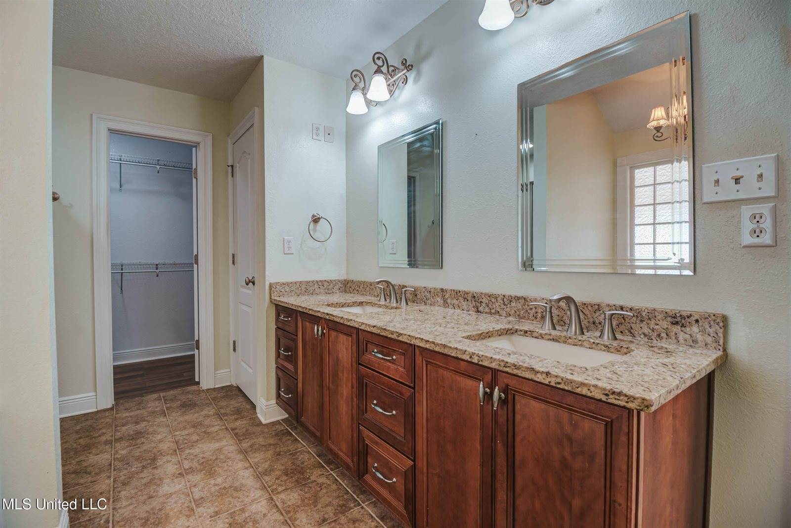 17113 East Spring Lake Drive, Vancleave, MS 39565