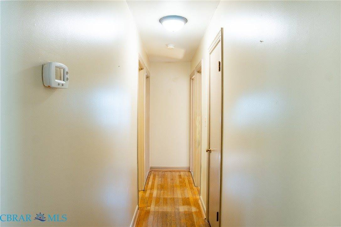 8335 Little England Road, Hayes, VA 23072