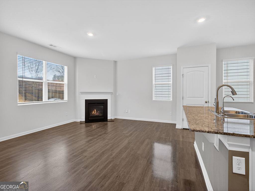 5372 Barberry Avenue, Oakwood, GA 30566