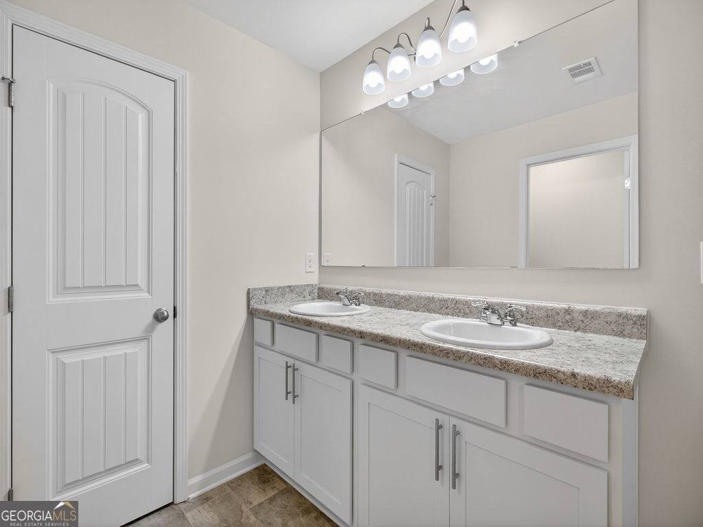 5372 Barberry Avenue, Oakwood, GA 30566