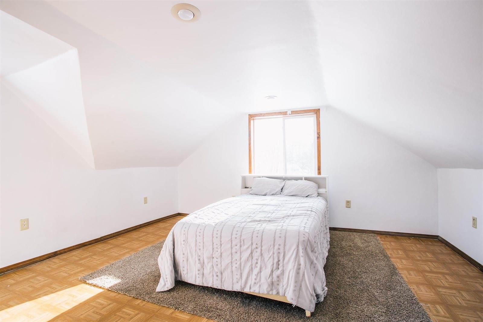 2204 Black River Road, Neillsville, WI 54456