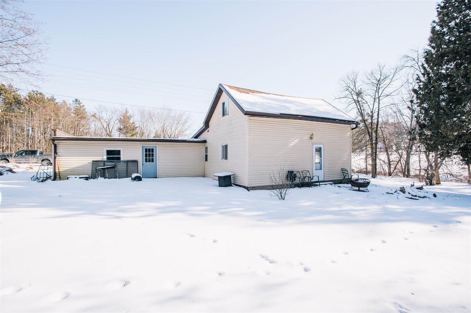 2204 Black River Road, Neillsville, WI 54456