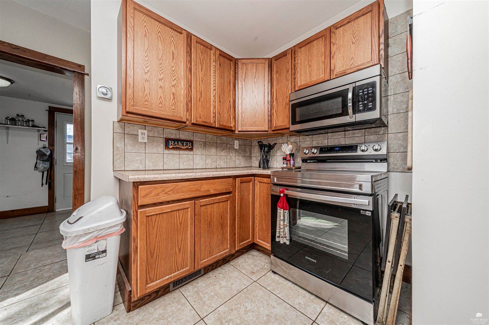 201 SE Railway Avenue, Woodbine, KS 67492