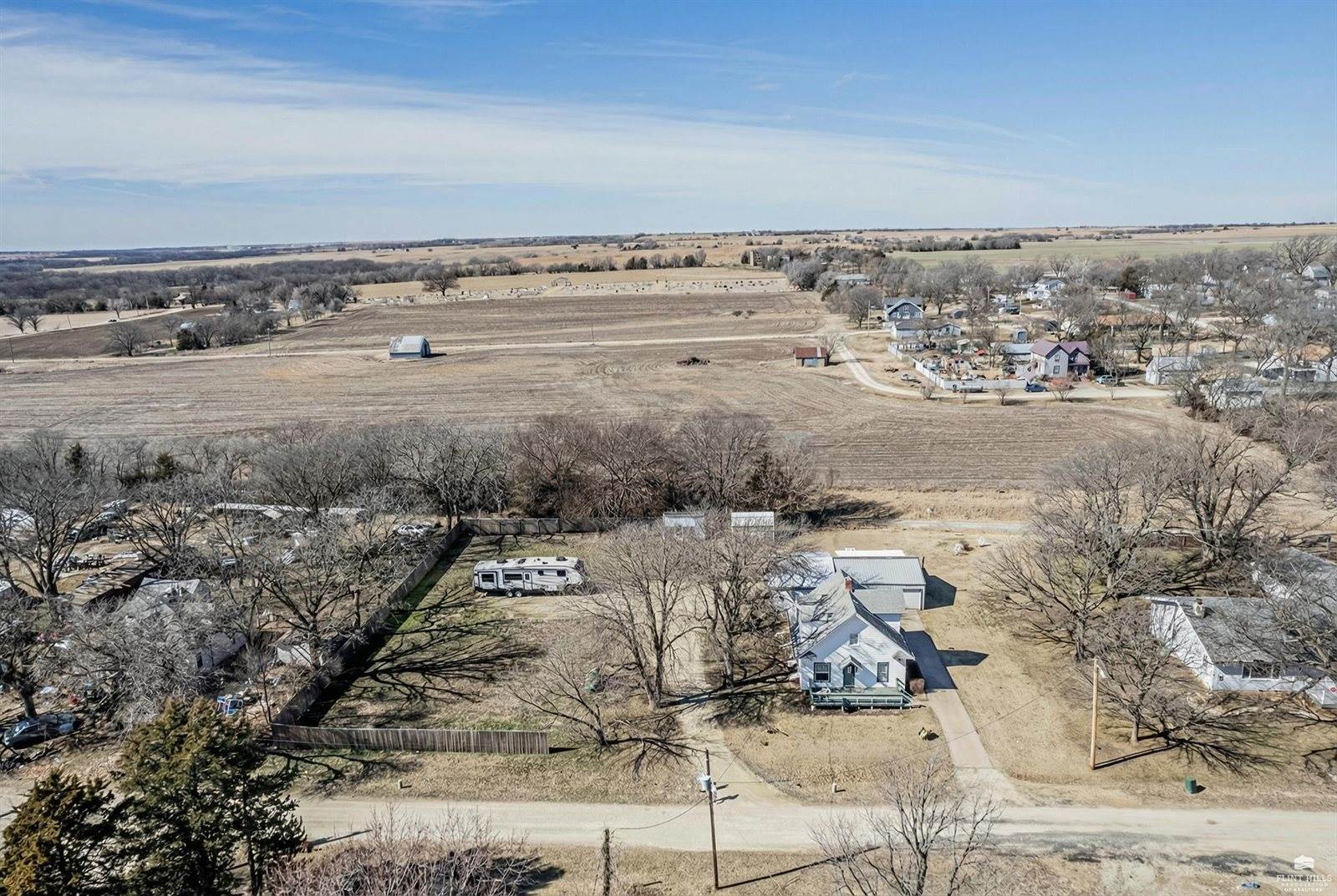 201 SE Railway Avenue, Woodbine, KS 67492